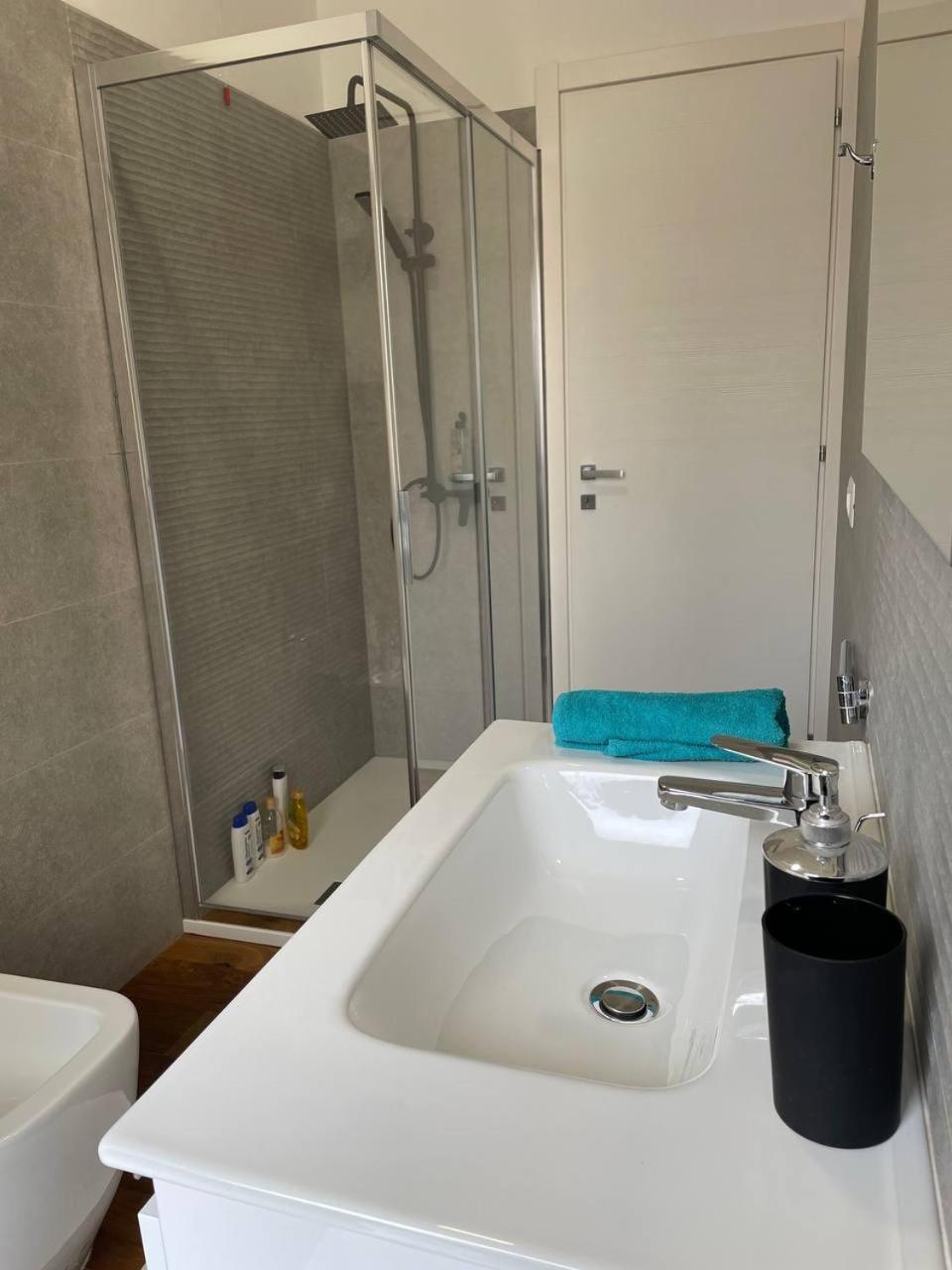 T-Rooms كالياري المظهر الخارجي الصورة